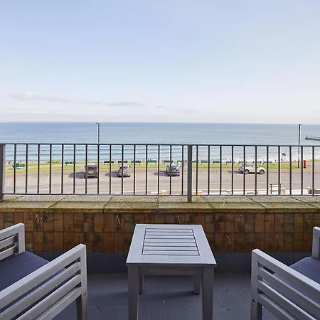 Apartment Host & - 4 Metropole Towers